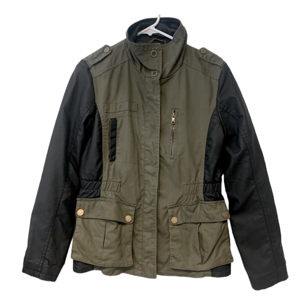 Bernardo Lightweight Utility Jacket Euc